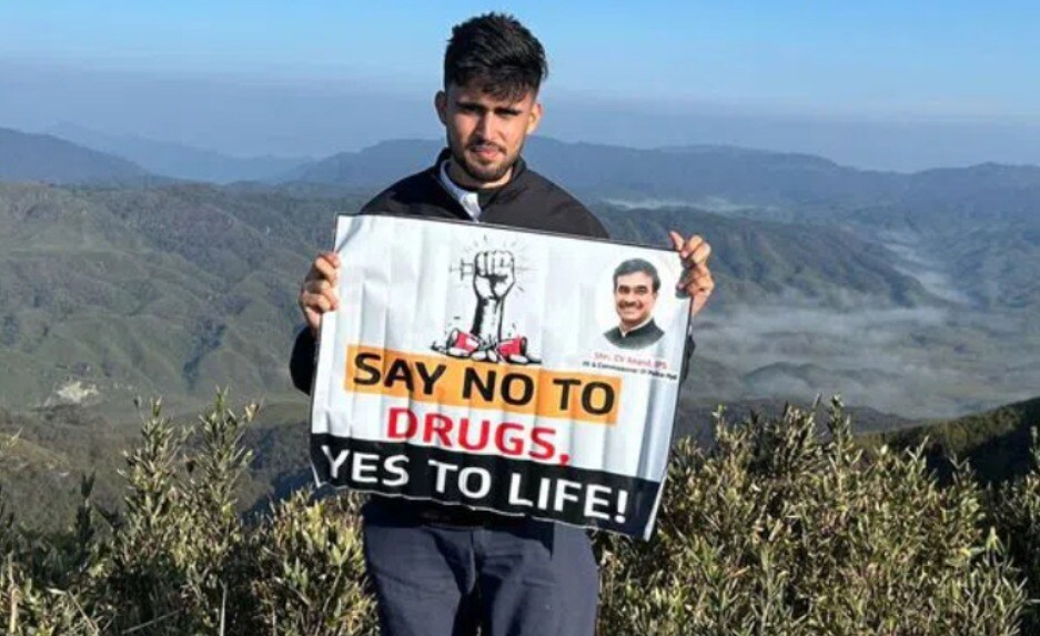 బెట్టింగ్ యాప్ లకు వ్యతిరేకంగా ఇతను ఏం చేశాడో చూడండి