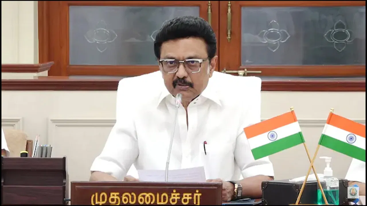 జమ్ముకశ్మీర్‌లో చిక్కుకున్న 56 మంది తమిళ విద్యార్థులు.. రంగంలోకి స్టాలిన్ సర్కార్..!