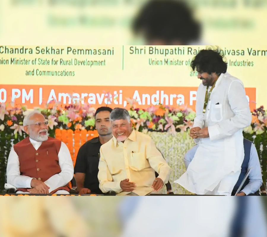 ప్రధాని నరేంద్రమోడీ ఓ అనికేత్… ఏపీ డిప్యూటీ సీఎం పవన్