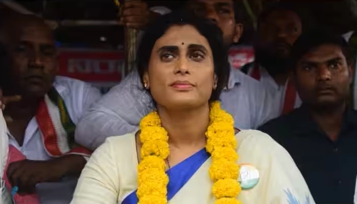 వైజాగ్ స్టీల్ ప్లాంట్‌ నుంచి మరో 3 వేల మంది అవుట్ :  YS షర్మిల సంచలన ఆరోపణలు