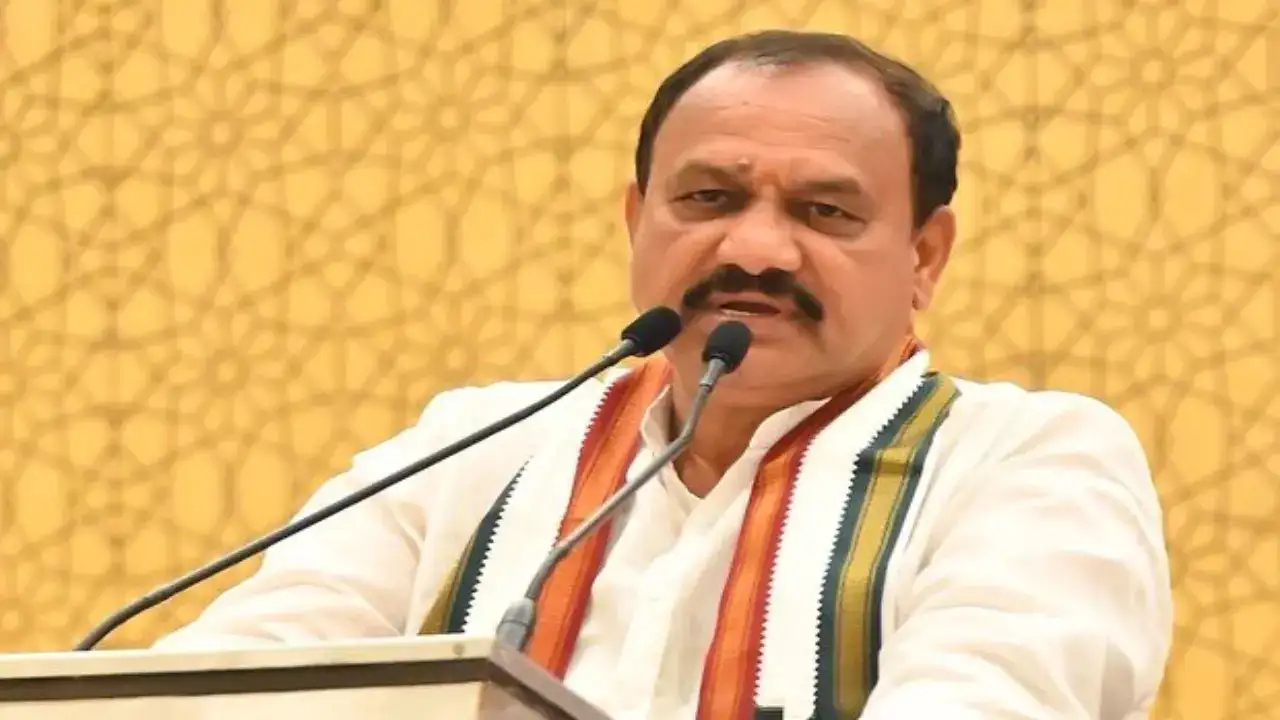 హరీష్, ఈటల రహస్యంగా కలుసుకున్నారు…టీపీసీసీ చీఫ్