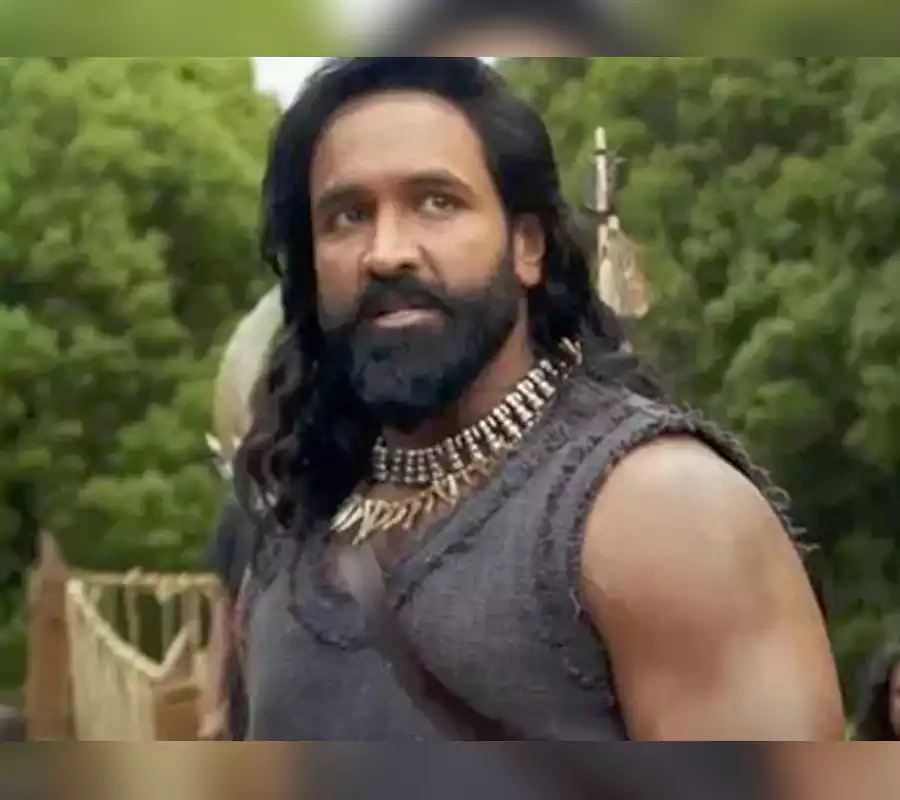 మంచు విష్ణు కార్యాలయంలో జిఎస్టి అధికారుల సోదాలు