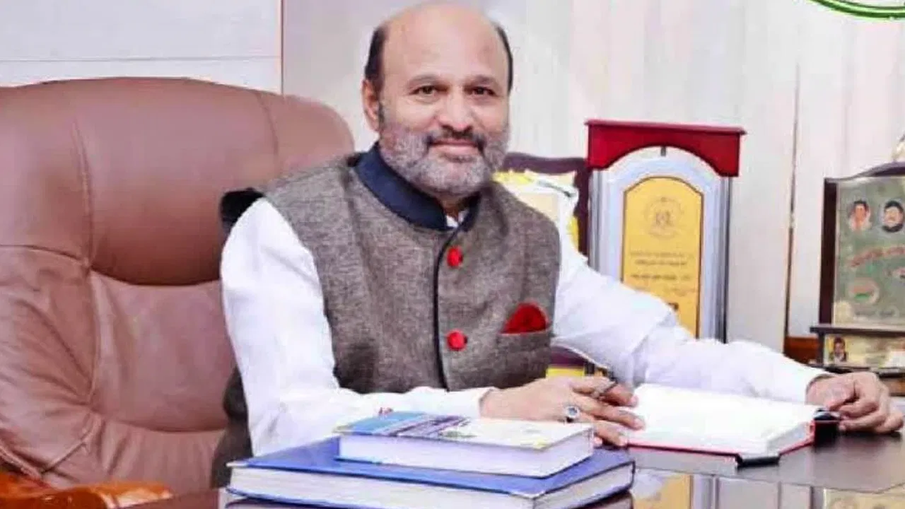 మూడు నెలల్లో కొత్తం సీఎం..కాంగ్రెస్ ఎమ్మెల్యే కీలక వ్యాఖ్యలు!
