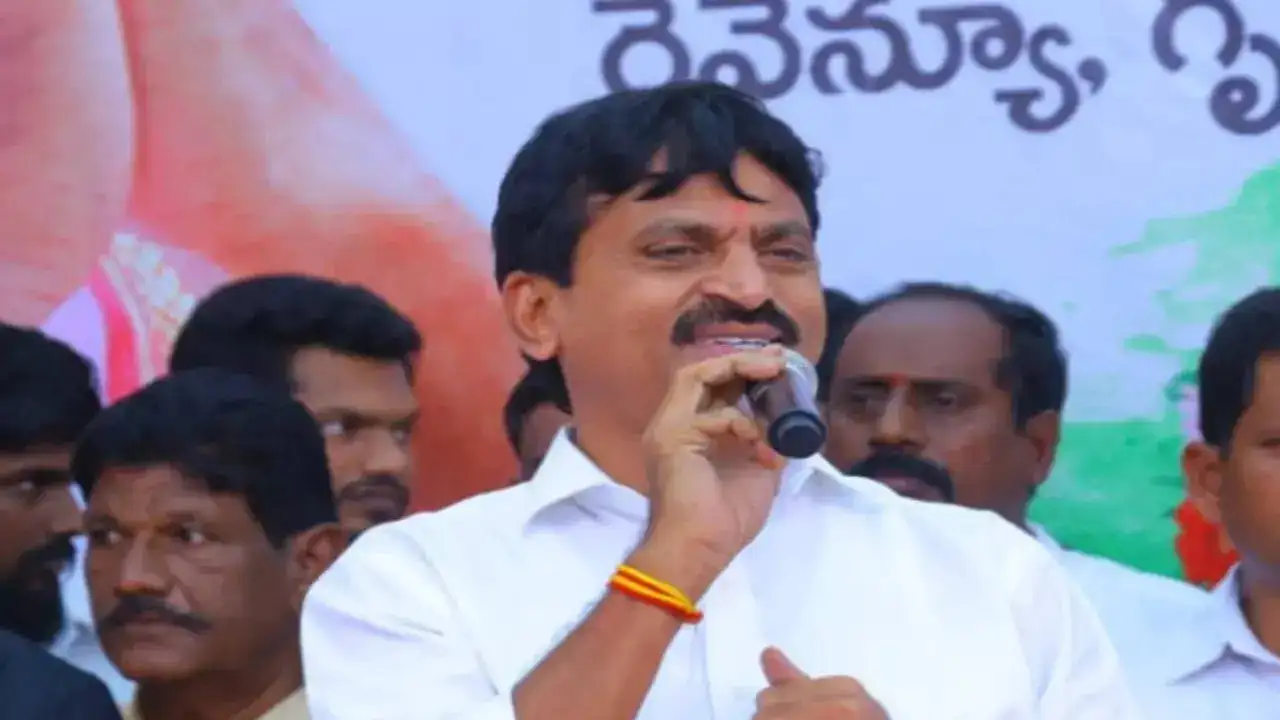 పట్టణాల్లో పేదలు ఉన్నచోటే జీ+3 ఇందిరమ్మ ఇండ్లు