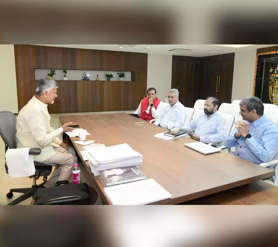 ఆగస్ట్ 15 నుంచి ఆర్టీసీ ఉచిత బస్సు పథకం