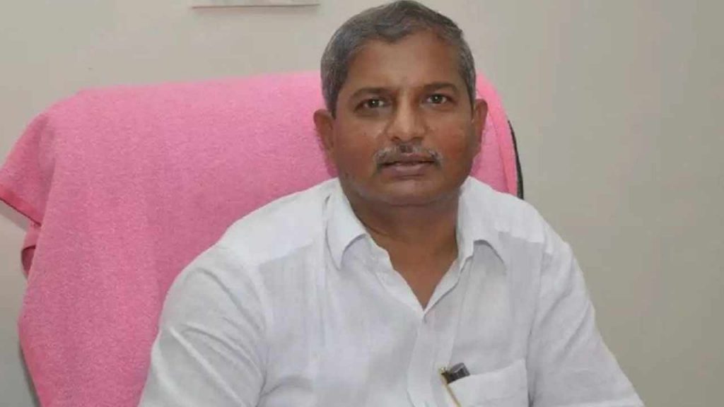 తెలంగాణలో ఓటరు జాబితా నుంచి మాజీ ఎమ్మెల్యే పేరు తొలగింపు