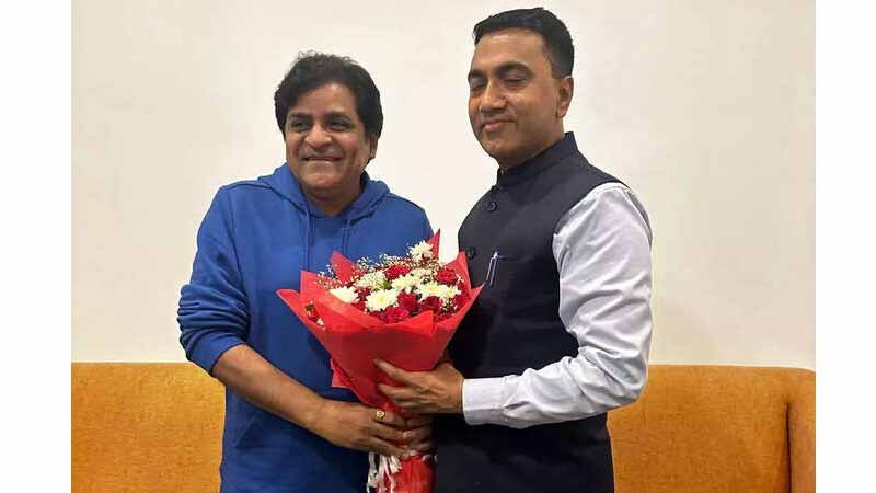 గోవా సీఎంతో కమెడియన్ అలీ భేటీ