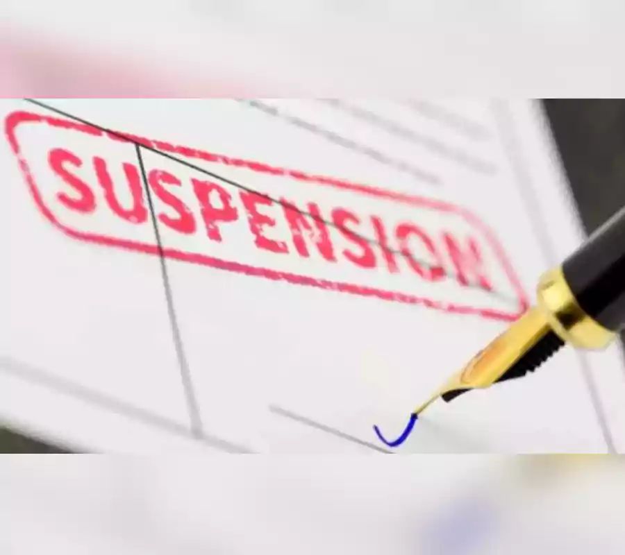 ఏపీలో జైలర్‌తో పాటు మరో నలుగురు సస్పెన్సన్‌