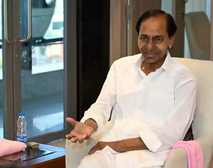 సాధారణ స్థితికి చేరుకున్న కేసీఆర్ హెల్త్ కండీషన్