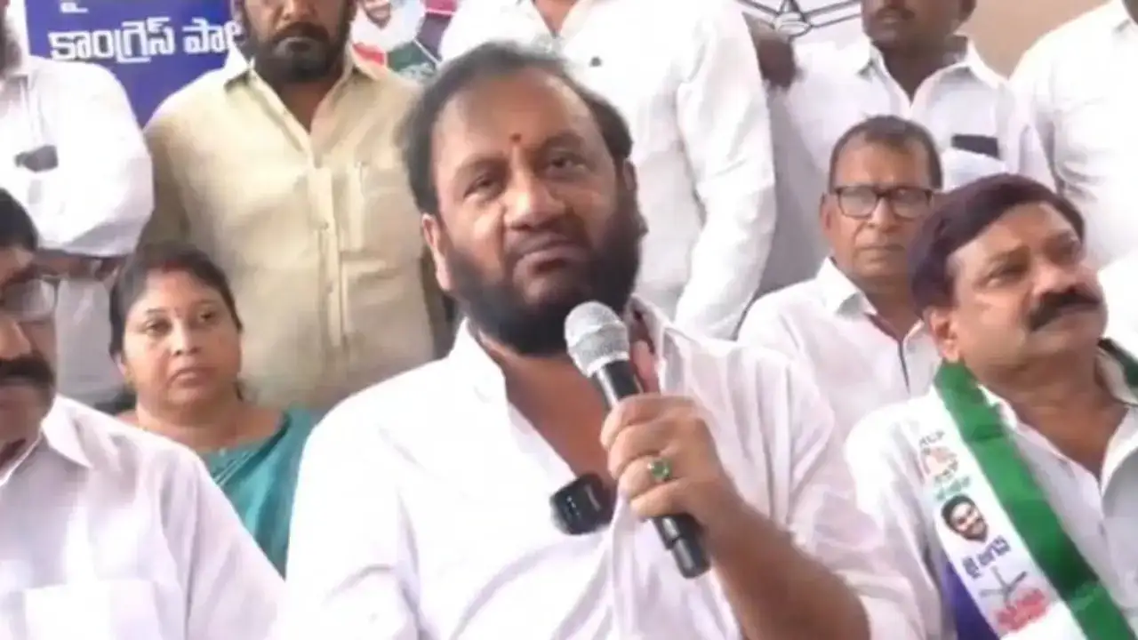 మాజీమంత్రి ప్రసన్నకుమార్ రెడ్డిపై కేసు నమోదు