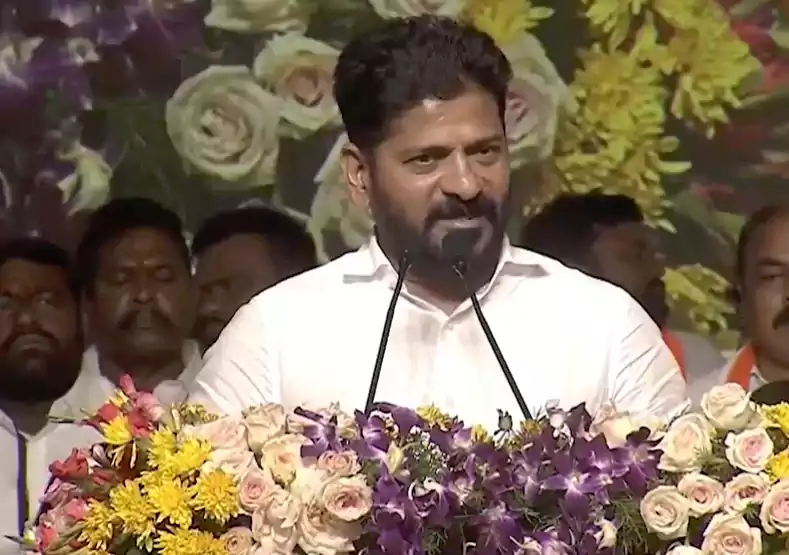 ఢిల్లీలో ఉండే మోడీ రండీ తేల్చుకుందాం..రేవంత్