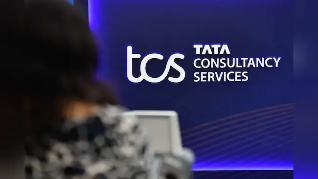 టీసీఎస్ ఉద్యోగులను వెంటాడుతున్న భయం..