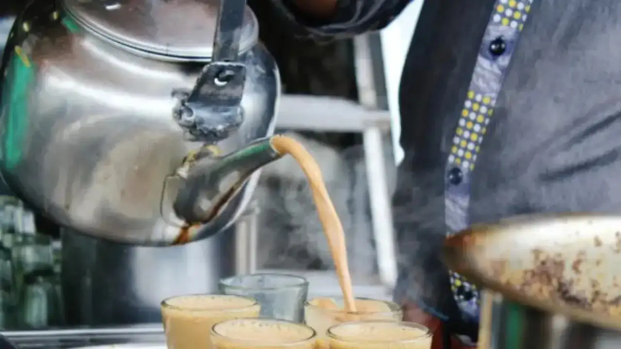 పొరుగు రాష్ట్రంలో టీ, కాఫీ, పాలు బంద్