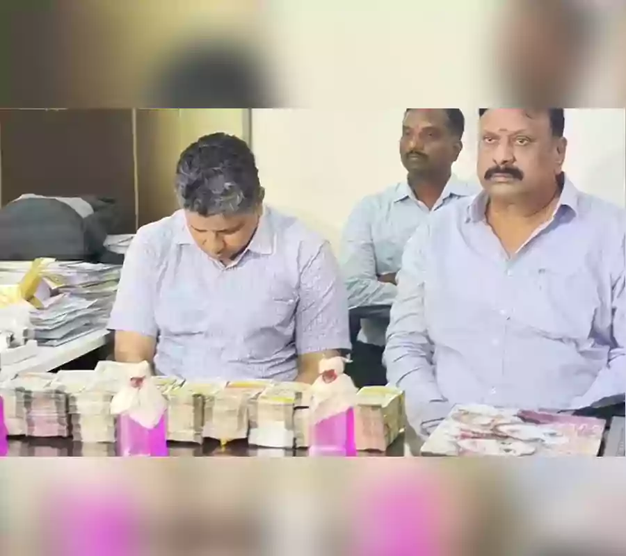 ఏపీ చరిత్రలోనే తొలిసారి.. భారీ అవినీతి తిమింగలం ఏసీబీకి చిక్కింది.