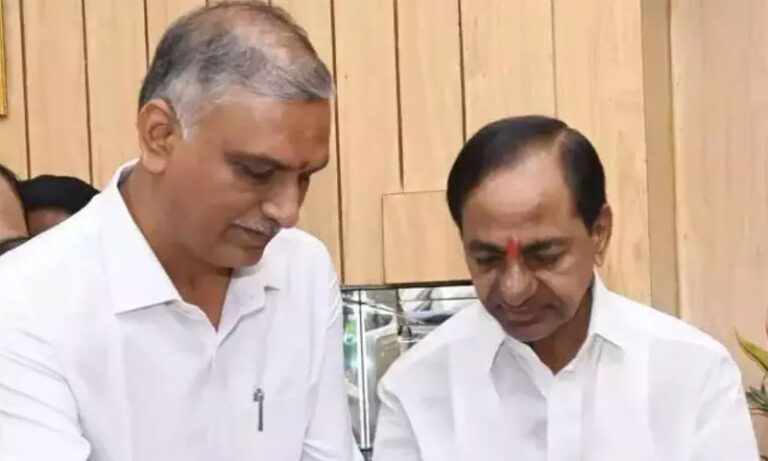 కేసీఆర్ పిటిషన్.. మధ్యంతర ఉత్తర్వులు ఇవ్వలేమన్న హైకోర్టు