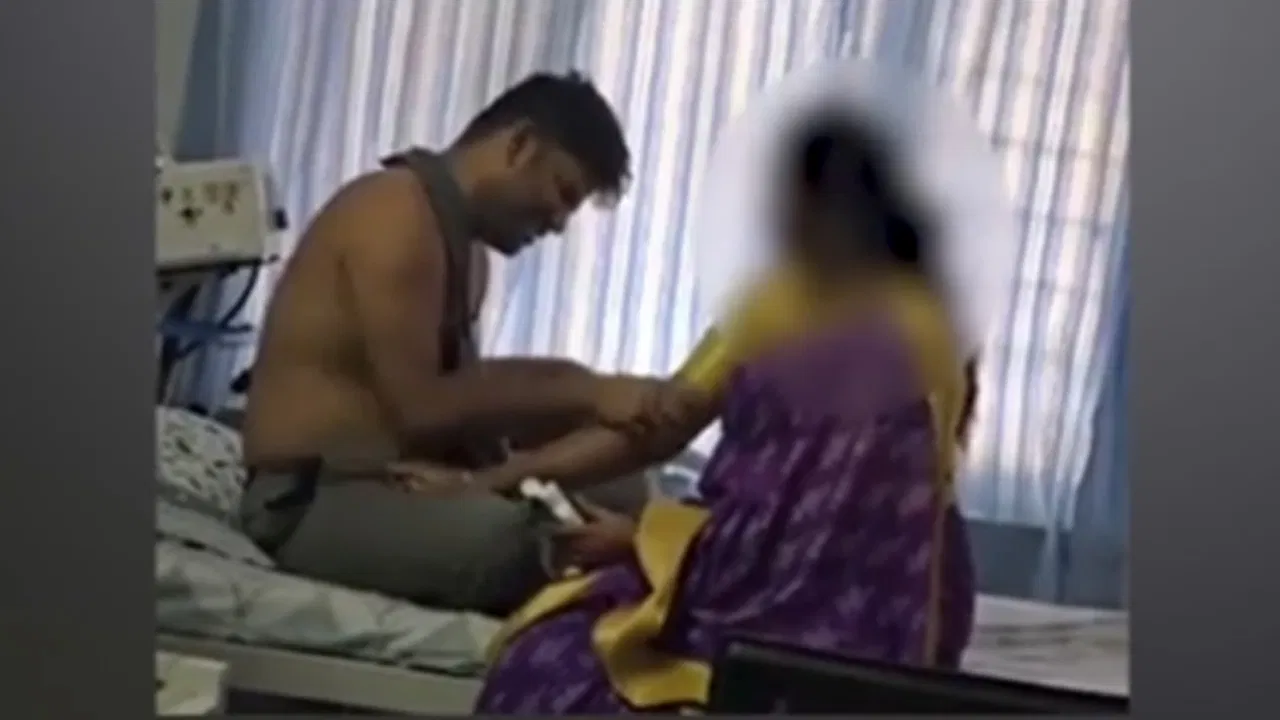 నెల్లూరు ప్రభుత్వ ఆస్పత్రిలో ఖైదీతో మహిళ సరసాలు..