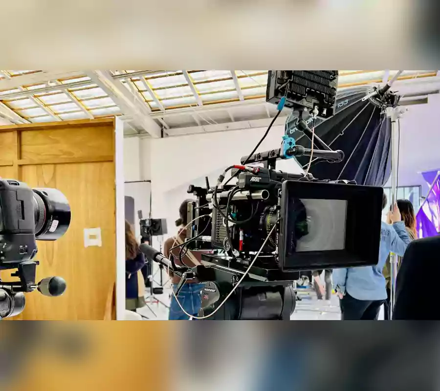 రేపటి నుంచి టాలీవుడ్‌లో షూటింగ్స్ బంద్!