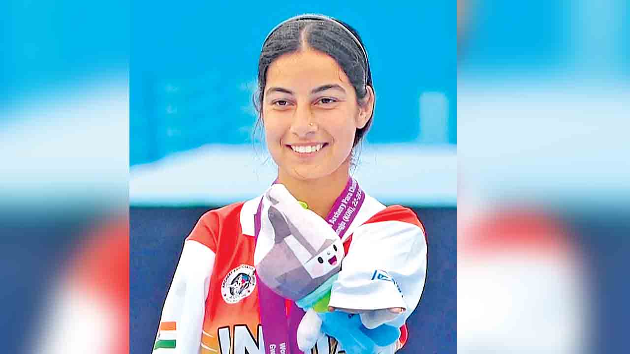 శీతల్‌దేవి కొత్త చరిత్ర