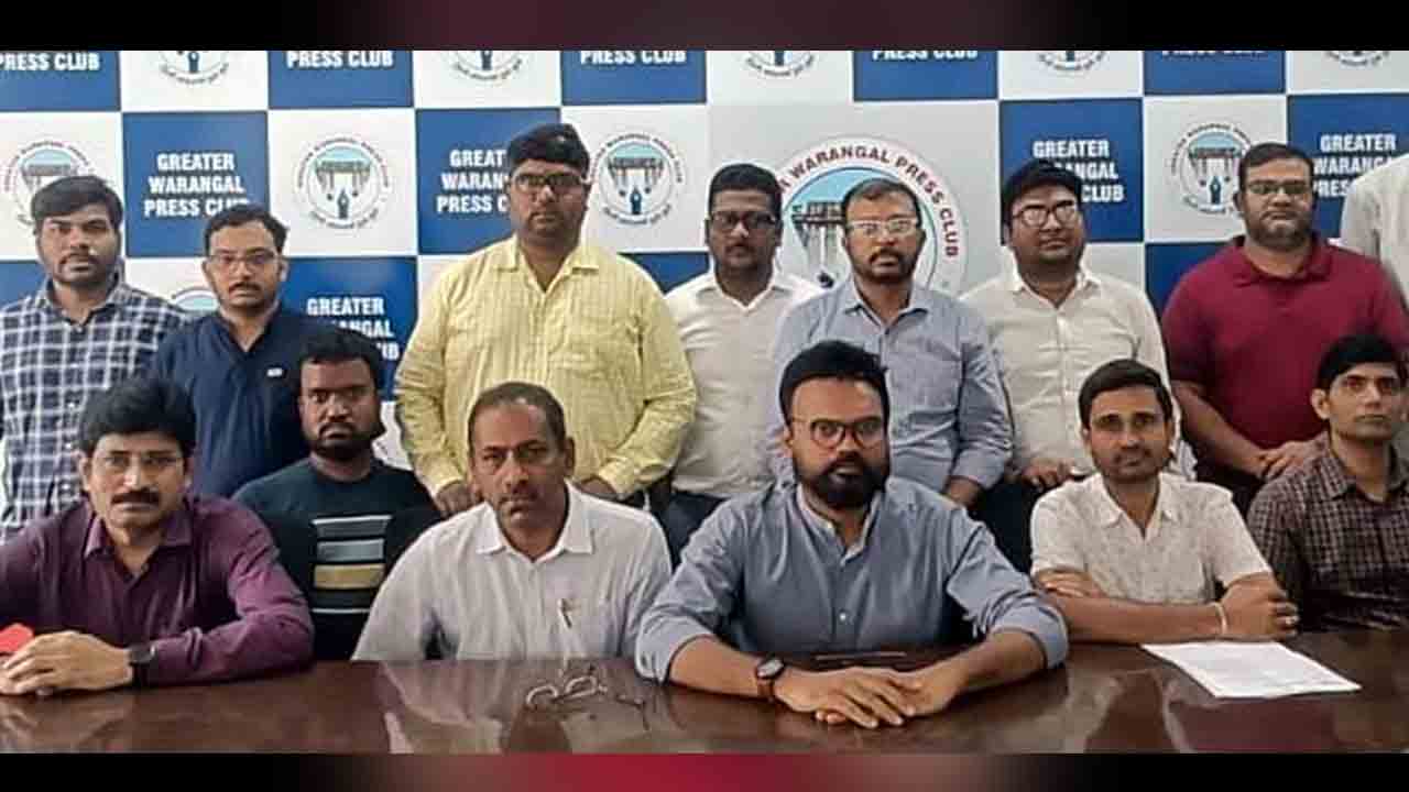నకిలీ దంత వైద్యుల పట్ల జాగ్రత్త వహించాలి : డాక్టర్‌ వేణు యాదవ్‌