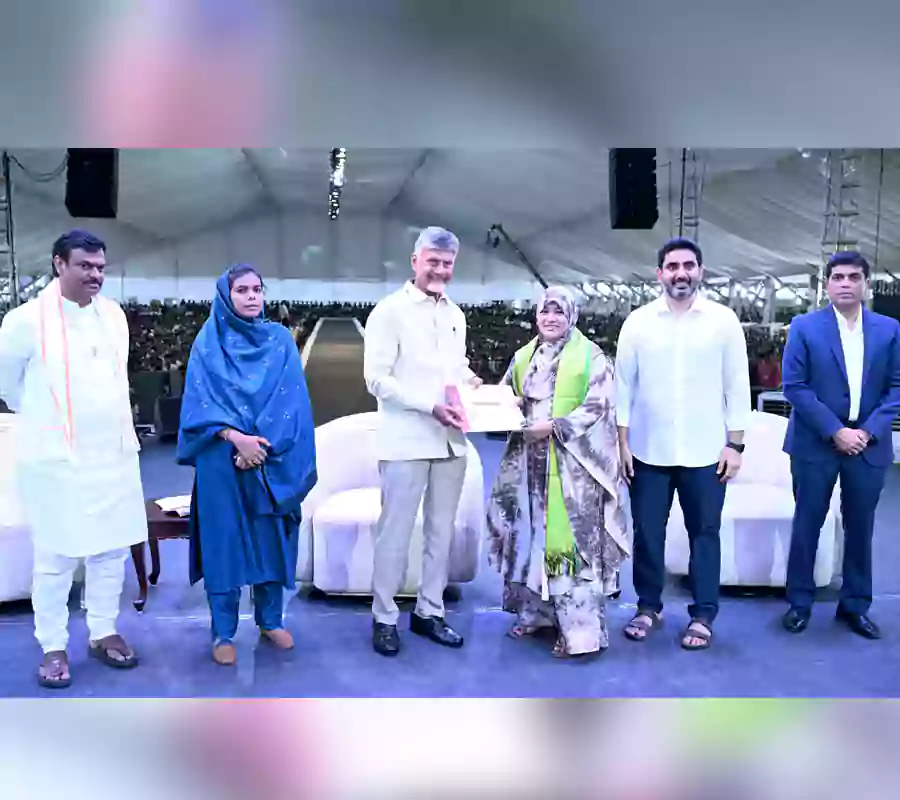 ఐఏఎస్ చదవాలని చెప్పారు.. నేనే రాజకీయాల్లోకి వచ్చాను..