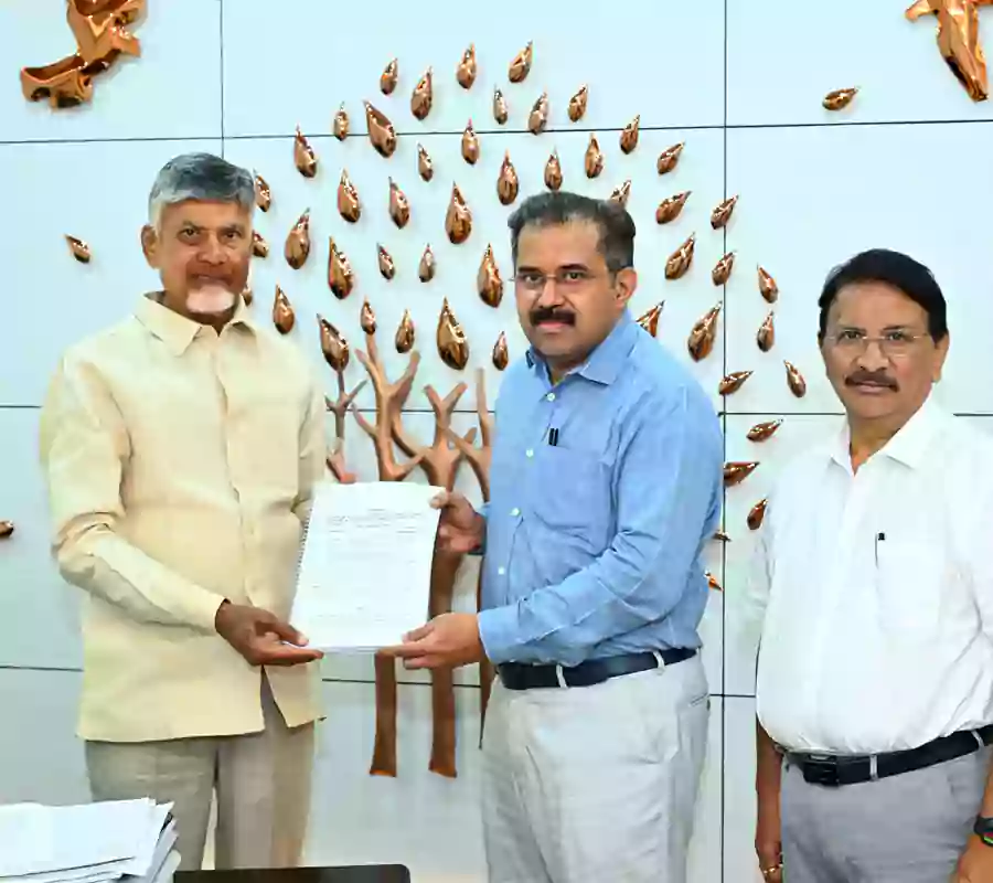 కొత్త జీఎస్టీ స్లాబ్స్.. తెలుగులో జీవోలు విడుదల చేసిన సీఎం
