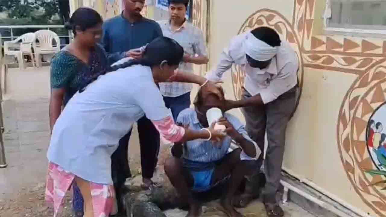 యూరియా దొరకడం లేదని పురుగుల మందు తాగిన రైతు