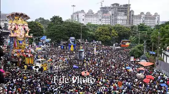 వినాయక నిమజ్జనానికి సర్వం సిద్ధం..
