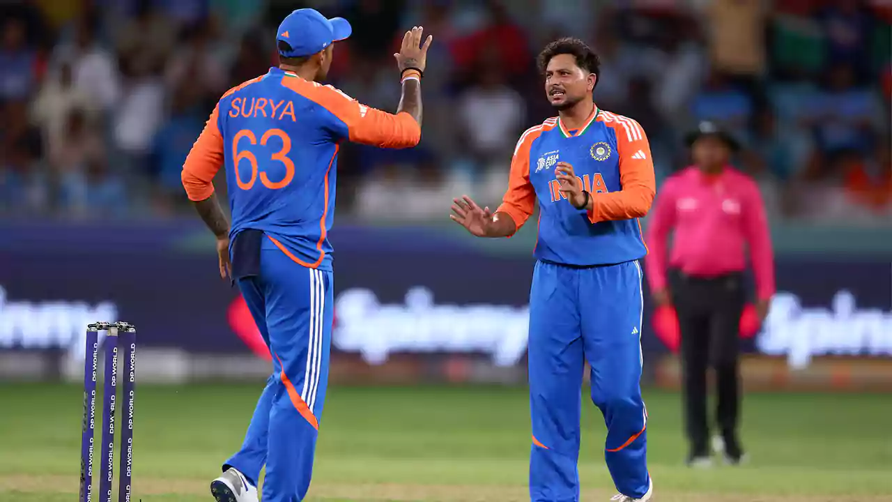 భారత్ దెబ్బకు కుప్పకూలిన పాకిస్తాన్.. టార్గెట్ ఎంతంటే?