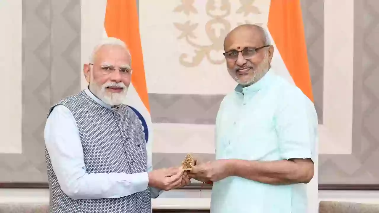 ఉపరాష్ట్రపతి సి.పి. రాధాకృష్ణన్‌తో ప్రధాని మోదీ మర్యాదపూర్వక భేటీ