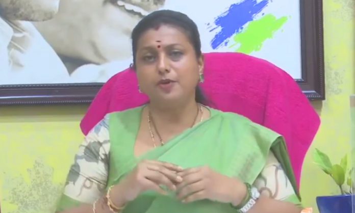 చంద్రబాబు ఒక్క మెడికల్ కాలేజీ నిర్మించలేదు: రోజా