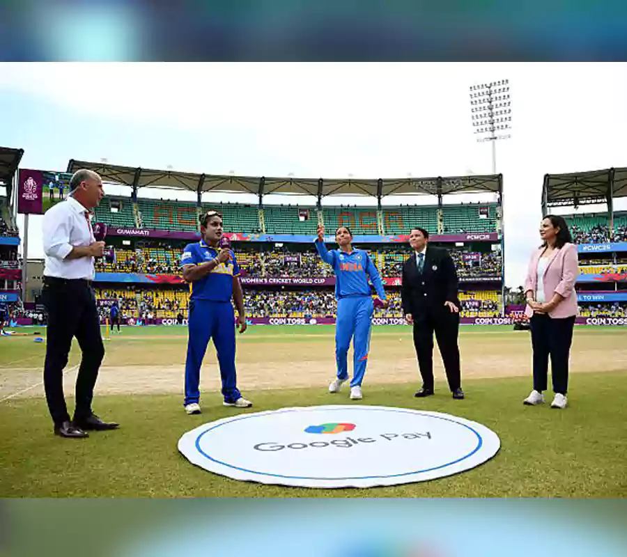 టాస్ గెలిచి బౌలింగ్ ఎంచుకున్న శ్రీలంక