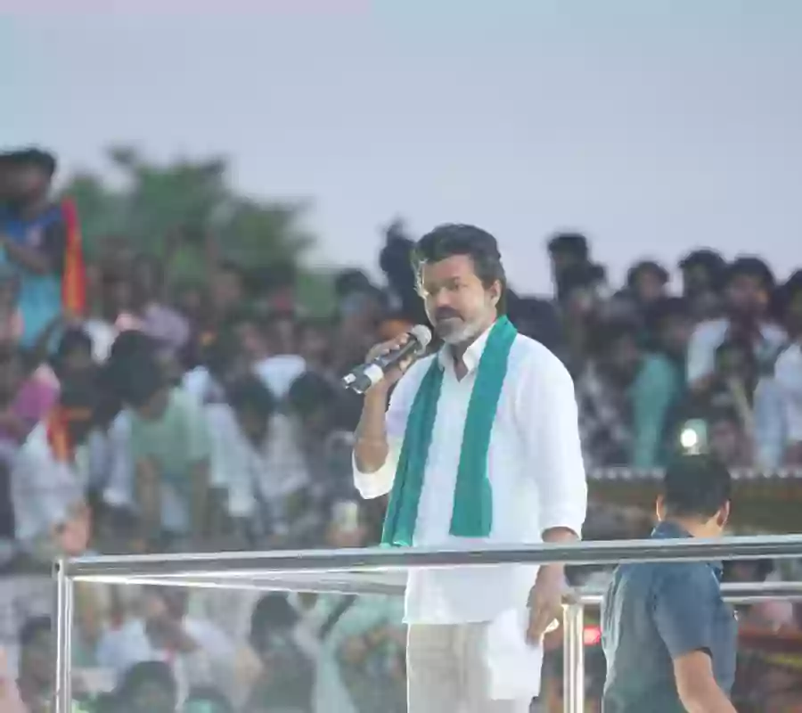 వాళ్లకు కూడా ఇలాంటి షరతులు విధించే ధైర్యం ఉందా?..డీఎంకేపై విజయ్
