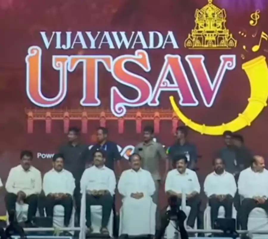‘విజయవాడ ఉత్సవ్’: ప్రారంభించిన మాజీ రాష్ట్రపతి వెంకయ్య నాయుడు, మంత్రి నారా లోకేష్