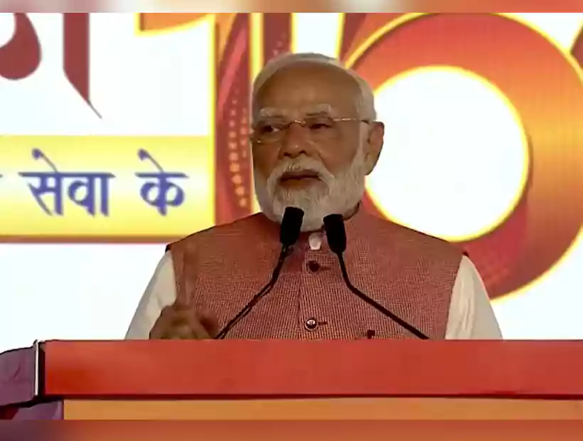 భారతీయ విలువల గురించి ఏమాత్రం భయపడకుండా మాట్లాడిన సంస్థ ఆర్యసమాజ్‌ : మోదీ