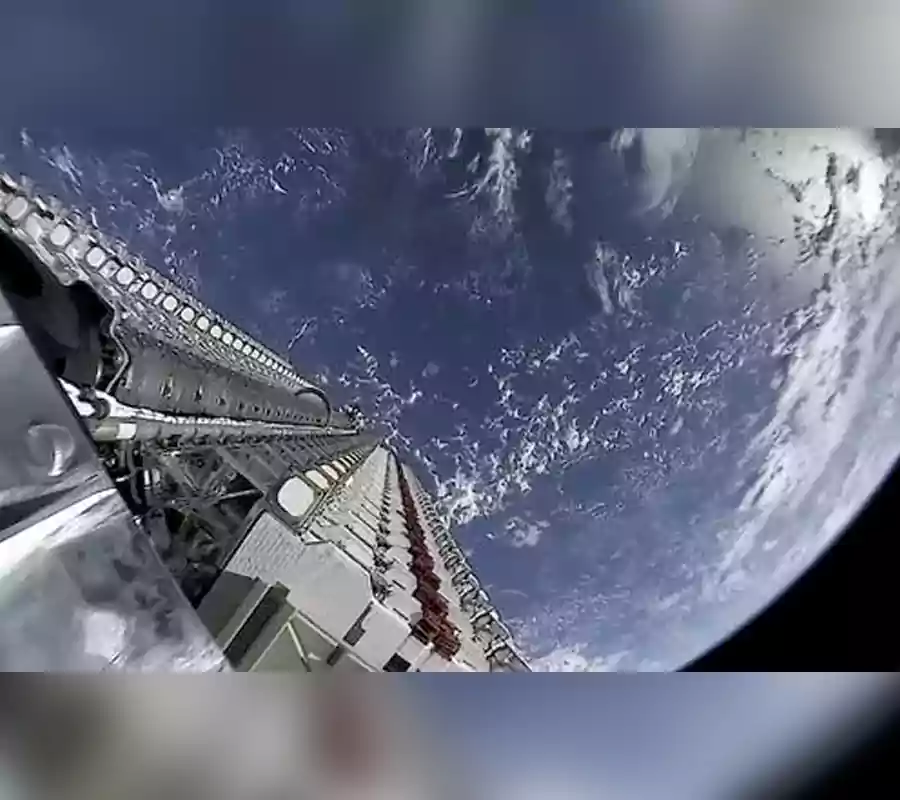 రాలిపోతున్న స్టార్‌లింక్ ఉపగ్రహాలు