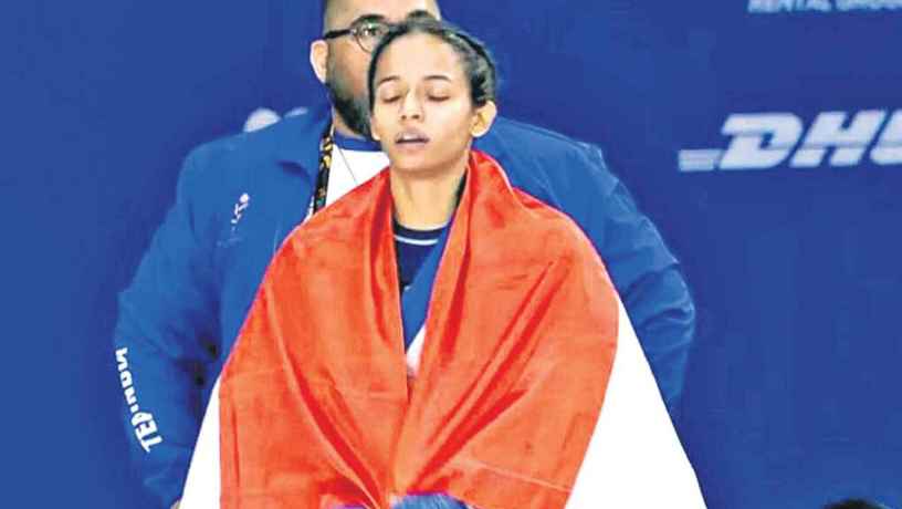 శ్రీయకు రజతం