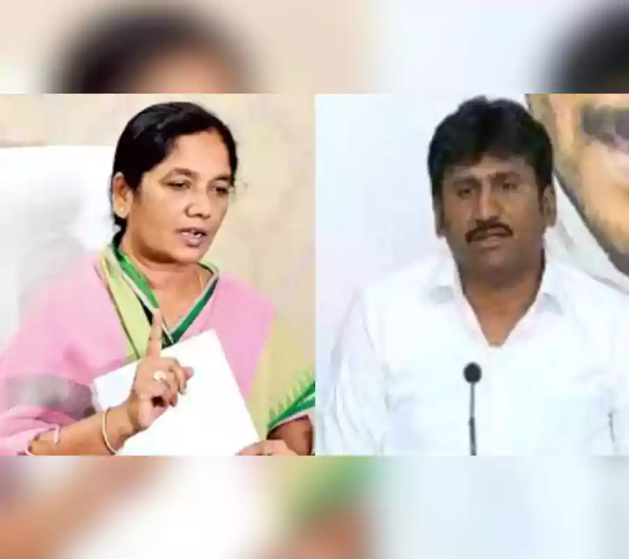 కారు కూతలు కూస్తే చెప్పుతో కొడతా… తోపుదుర్తికి, పరిటాల సునీత వార్నింగ్