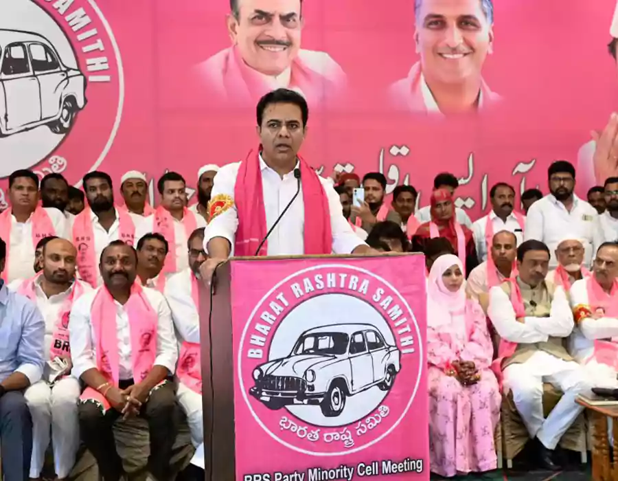 మోదీ చట్టాలను బీజేపీ పాలిత రాష్ట్రాల కంటే.. రేవంత్‌ త్వరగా అమలు చేస్తడు : కేటీఆర్‌