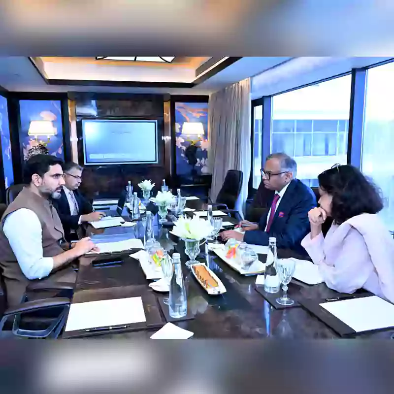 ముంబైలో నారా లోకేష్- టాటా చైర్మన్ సహా పారిశ్రామిక దిగ్గజాలతో భేటీ !