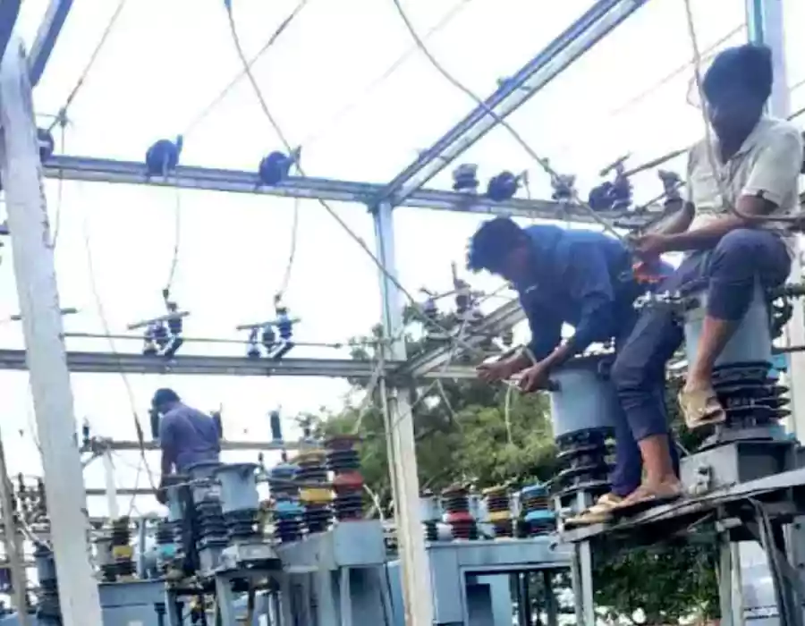 ‘మొంథా’ తుపాన్ ఎఫెక్ట్ – 28 వేల సర్వీసులకు విద్యుత్ అంతరాయం