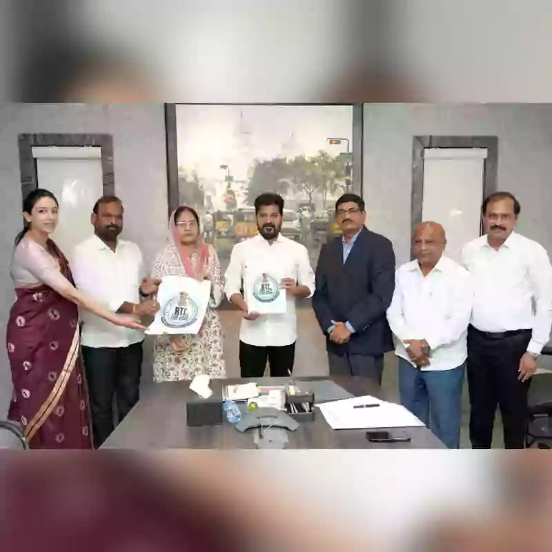 రేవంత్ రెడ్డి చేతుల మీదుగా ఆర్టీఐ కొత్త లోగో