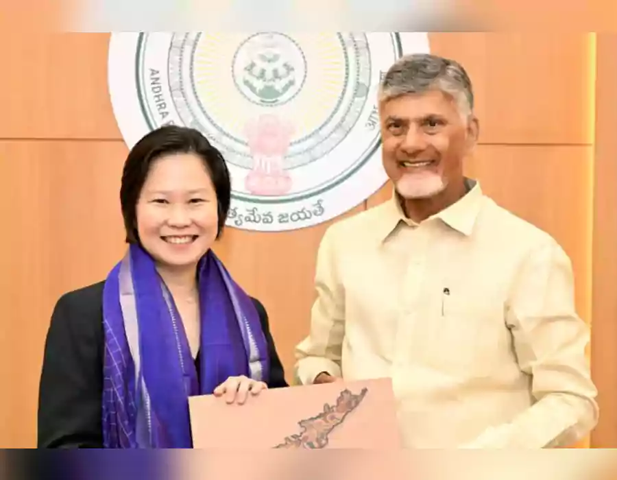 సీఎం చంద్రబాబు సమక్షంలో బడా కంపెనీల కీలక ఒప్పందాలు!