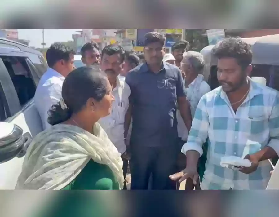 మంత్రి కాన్వాయ్‌కే అడ్డుపడుతూ డ్రైవింగ్ చేసిన ఆటో డ్రైవర్..