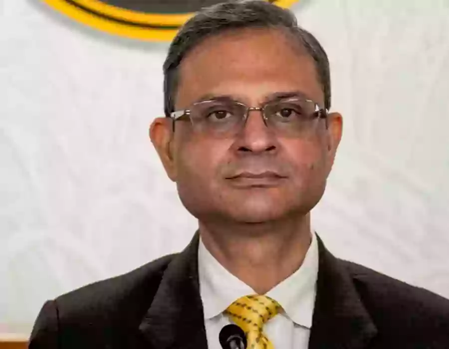 అందువల్లే రూపాయి విలువ తగ్గింది: ఆర్‌బీఐ గవర్నర్