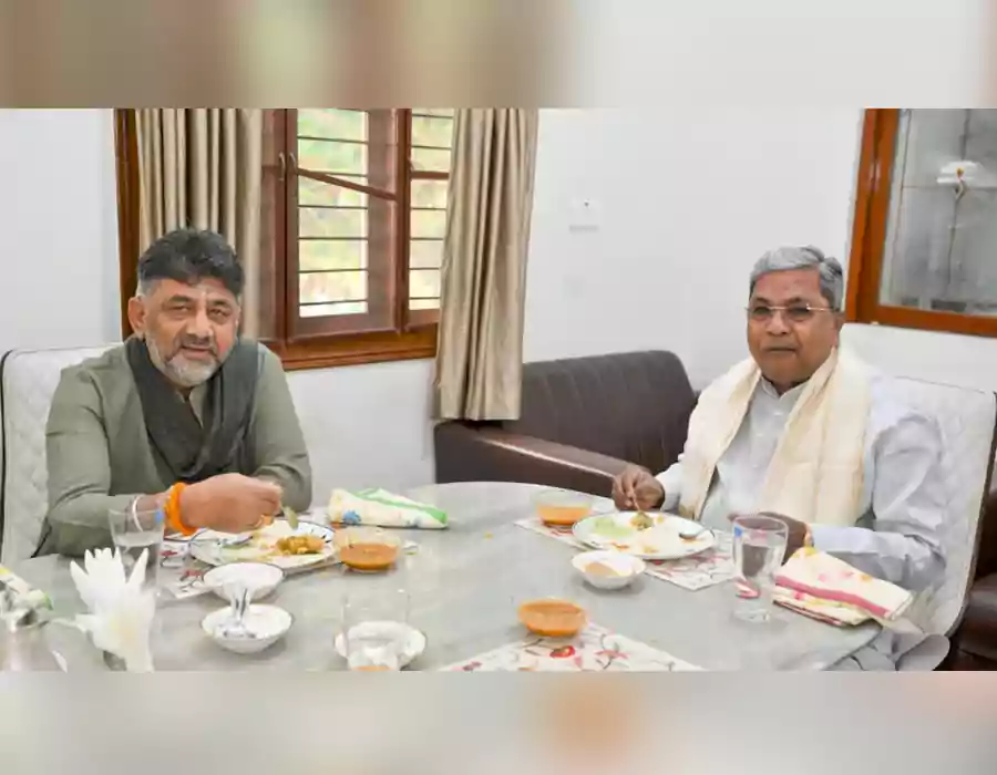 సీఎం సిద్ధ‌రామ‌య్య ఇంట్లో డీకే శివ‌కుమార్ బ్రేక్‌ఫాస్ట్‌