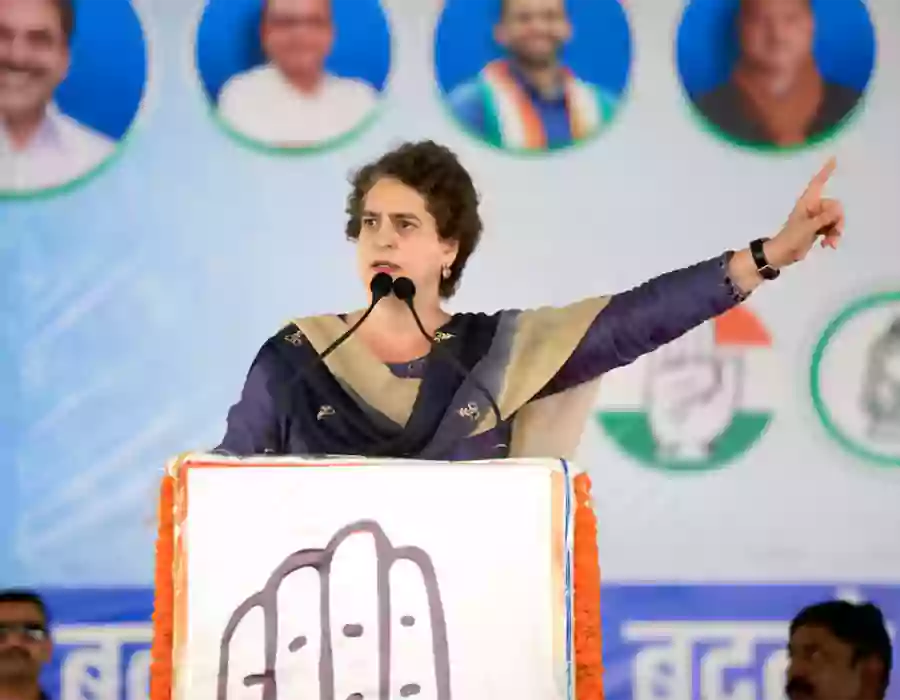 కేంద్రంలో కొత్తగా అవమానాల మంత్రిత్వ శాఖ.. మోదీపై ప్రియాంక విసుర్లు