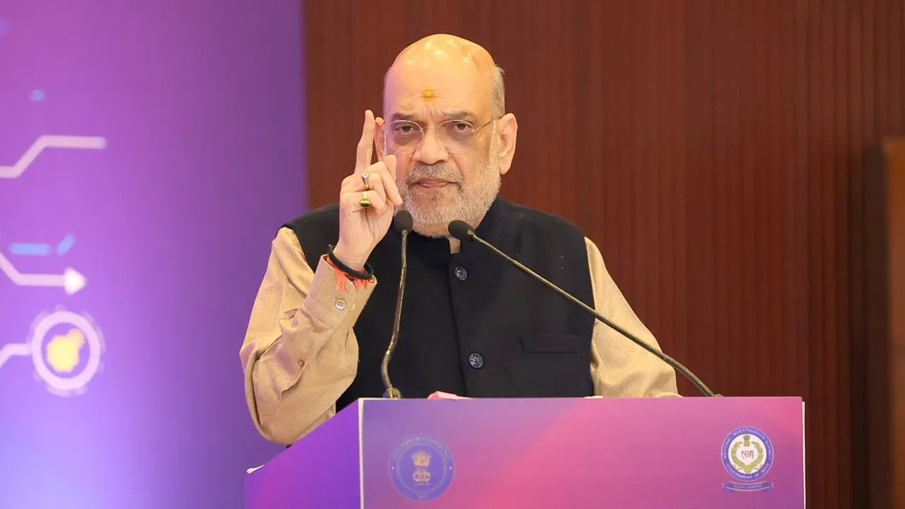 పహల్గామ్ దాడి దర్యాప్తుతో పాకిస్థాన్‌కు చుక్కలు.. అమిత్ షా మాస్ వార్నింగ్..