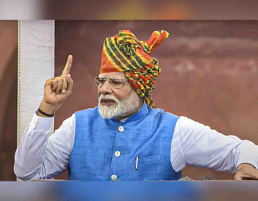 బంగ్లాదేశ్‌లో హిందువులపై ఆగని హింస..వార్నింగ్ ఇచ్చిన మోదీ సర్కార్