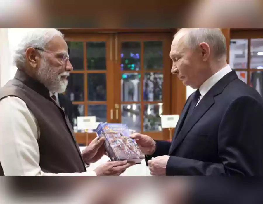 భారత్‌లో పుతిన్ పర్యటన.. అమూల్యమైన కానుకతో సర్ ప్రైజ్ చేసిన ప్రధాని మోదీ..