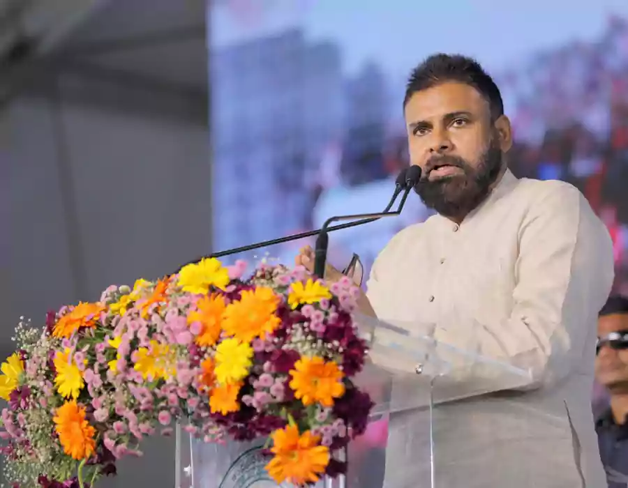 భూగర్భజలాలు కలుషితమైపోయాయి…తాగు నీరు కొనుక్కోవాల్సిన దుస్థితి: పవన్ కల్యాణ్